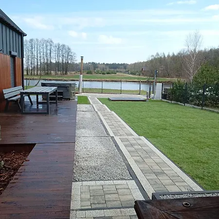 Nad Jeziorkiem Sauna -silownia-balia Waliska